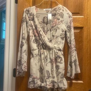 Bevello floral romper